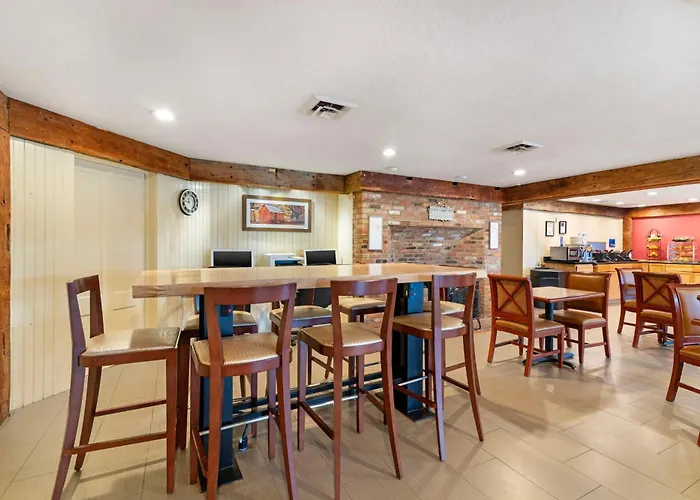 Best Western Inn & Suites Rutland-Killington